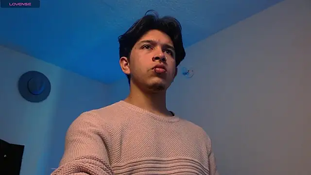 Snapshot of rammiell chatting on March 21, 2026, 7:39 pm rammiell online show from March 21, 2026, 7:39 pm