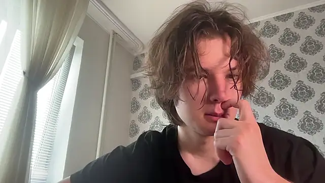 Snapshot of tomasdickpick chatting on June 9, 2026, 8:04 am tomasdickpick online show from June 9, 2026, 8:04 am