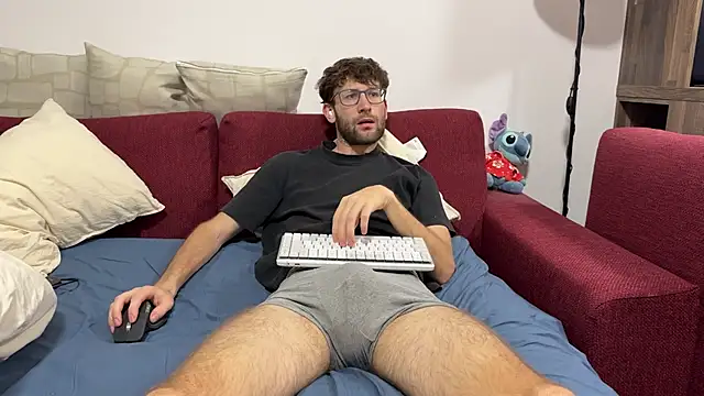 SoloUno0 online show from July 1, 2026, 9:58 pm