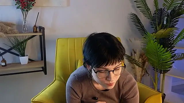 RubieNibbs online show from March 21, 2026, 1:58 pm