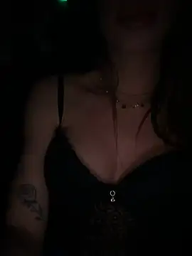 zelyramonvielly online show from July 13, 2026, 1:52 am
