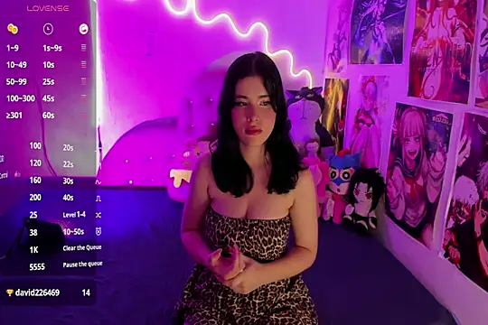 corina  pink online show from June 4, 2026, 5:13 am