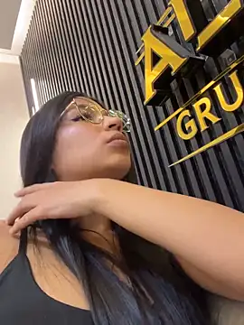 breenda01 online show from March 24, 2026, 10:37 pm