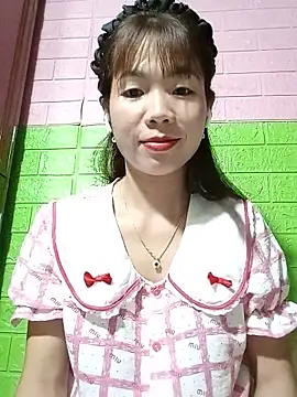 Snapshot of AmyLinee01 chatting on June 1, 2026, 7:26 pm AmyLinee01 online show from June 1, 2026, 7:26 pm