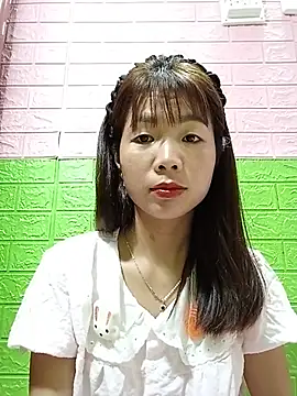 Snapshot of AmyLinee01 chatting on June 23, 2026, 11:41 am AmyLinee01 online show from June 23, 2026, 11:41 am