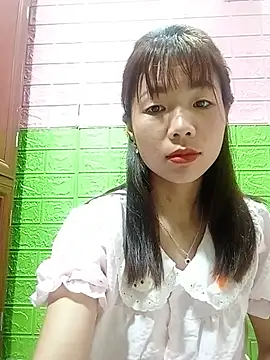 Snapshot of AmyLinee01 chatting on June 27, 2026, 12:22 pm AmyLinee01 online show from June 27, 2026, 12:22 pm