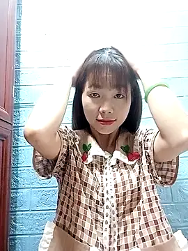 Snapshot of AmyLinee01 chatting on August 7, 2026, 3:36 pm AmyLinee01 online show from August 7, 2026, 3:36 pm