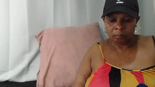 Lucia-boobs online show from August 5, 2026, 5:16 pm