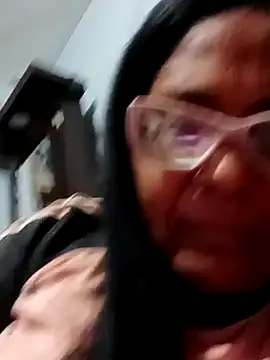 sexymomsn online show from March 24, 2026, 12:15 am