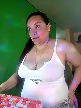 Zuleyka 69 online show from May 1, 2026, 10:14 pm