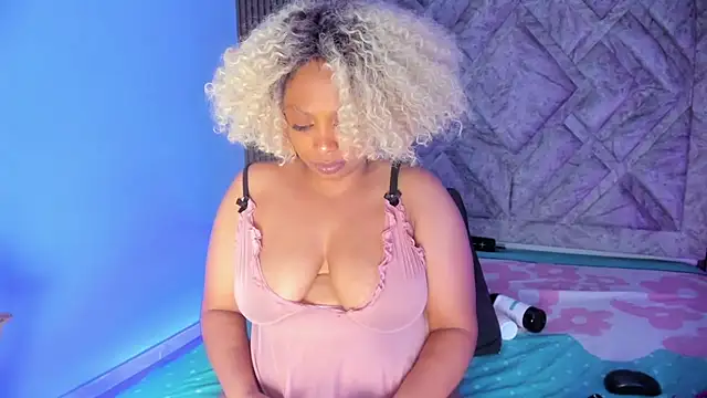Snapshot of TammyBrown1 chatting on July 10, 2026, 3:55 am TammyBrown1 online show from July 10, 2026, 3:55 am