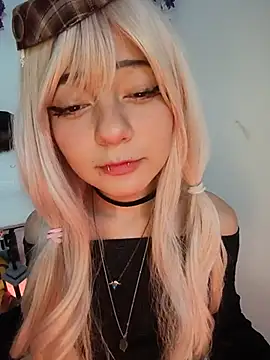 Snapshot of saki_nyanwn chatting on July 19, 2026, 5:27 pm saki nyanwn online show from July 19, 2026, 5:27 pm