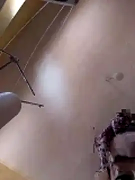 Snapshot of Salma-23 chatting on March 22, 2026, 2:09 pm Salma-23 online show from March 22, 2026, 2:09 pm