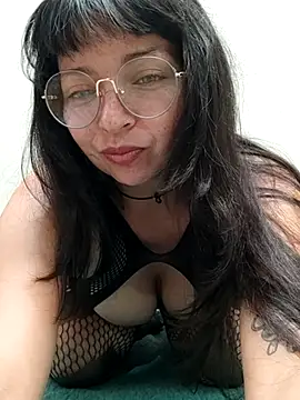 LisaMargo online show from June 19, 2026, 4:00 pm