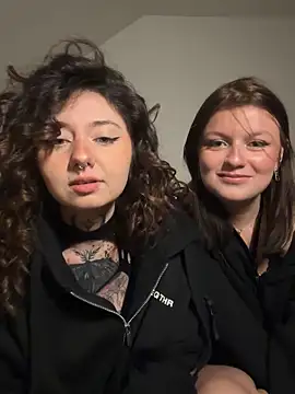 milou xtx online show from March 30, 2026, 7:59 pm