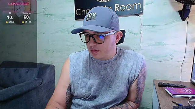 maximo daddy online show from April 20, 2026, 1:25 pm