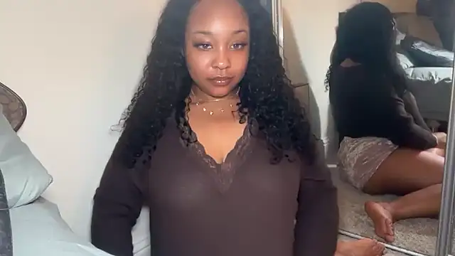 Snapshot of Yourmommysilk chatting on March 23, 2026, 5:11 am Yourmommysilk online show from March 23, 2026, 5:11 am