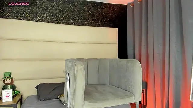 Thomzeus online show from March 24, 2026, 2:33 pm