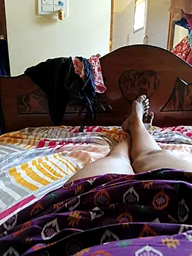 Snapshot of Tamil-swathi99 chatting on March 24, 2026, 5:45 am Tamil-swathi99 online show from March 24, 2026, 5:45 am