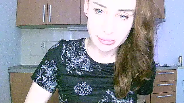 Snapshot of GlarysLoveressSx chatting on March 24, 2026, 12:43 pm GlarysLoveressSx online show from March 24, 2026, 12:43 pm