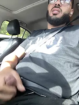 Jcarlos21491 online show from May 13, 2026, 1:19 pm