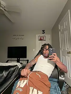 Thirdlegsuave online show from March 26, 2026, 9:37 am