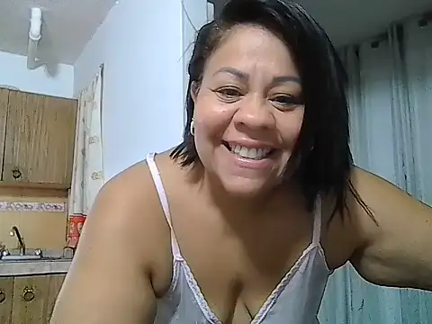 Snapshot of Veronica_missbigg chatting on May 13, 2026, 9:50 am Veronica missbigg online show from May 13, 2026, 9:50 am