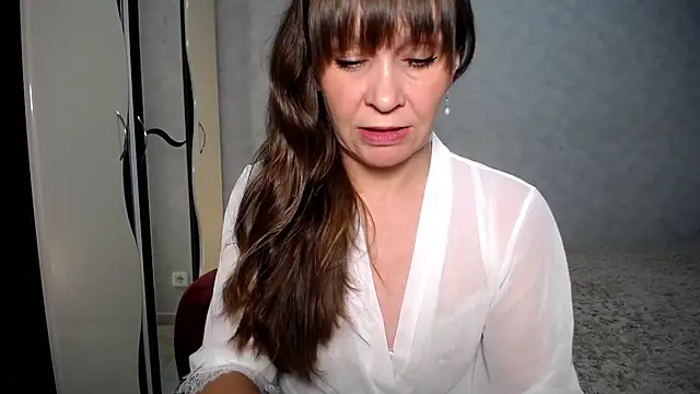 Snapshot of eastern_fairy_talee chatting on June 25, 2026, 5:39 pm eastern fairy talee online show from June 25, 2026, 5:39 pm