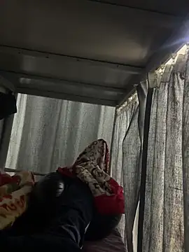 Snapshot of devlove352 chatting on March 26, 2026, 8:14 pm devlove352 online show from March 26, 2026, 8:14 pm