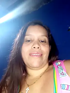Snapshot of alexandra-queen chatting on May 6, 2026, 1:47 am alexandra-queen online show from May 6, 2026, 1:47 am