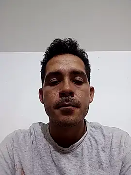 Gabriel leon33 online show from April 11, 2026, 5:23 am