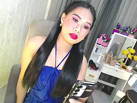 Snapshot of Yourgorgeousmarge chatting on July 27, 2026, 2:40 am Yourgorgeousmarge online show from July 27, 2026, 2:40 am