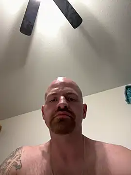 Snapshot of whitelioncody chatting on June 10, 2026, 6:23 am whitelioncody online show from June 10, 2026, 6:23 am