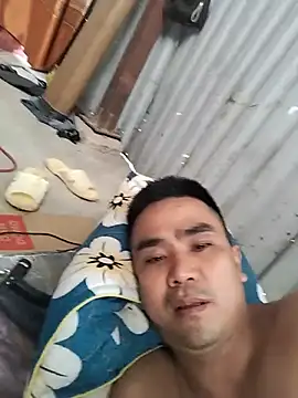Snapshot of Tinh_love chatting on July 5, 2026, 4:19 am Tinh love online show from July 5, 2026, 4:19 am
