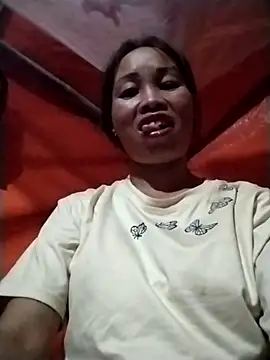 Ely-cute2k online show from May 2, 2026, 11:59 am