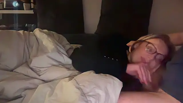 Daline62 online show from April 17, 2026, 9:18 pm