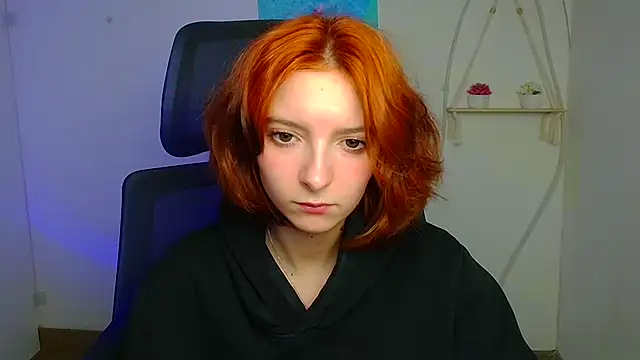 Snapshot of Butterfly_Milly chatting on March 31, 2026, 12:16 pm Butterfly Milly online show from March 31, 2026, 12:16 pm