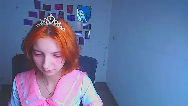 Snapshot of Butterfly_Milly chatting on April 1, 2026, 11:44 am Butterfly Milly online show from April 1, 2026, 11:44 am