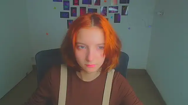 Snapshot of Butterfly_Milly chatting on April 8, 2026, 11:43 am Butterfly Milly online show from April 8, 2026, 11:43 am