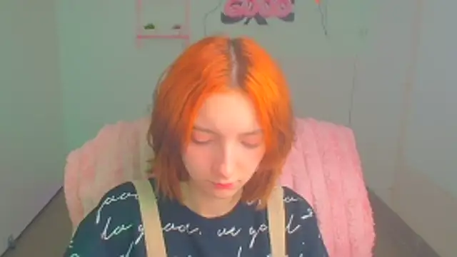 Snapshot of Butterfly_Milly chatting on April 13, 2026, 11:48 am Butterfly Milly online show from April 13, 2026, 11:48 am