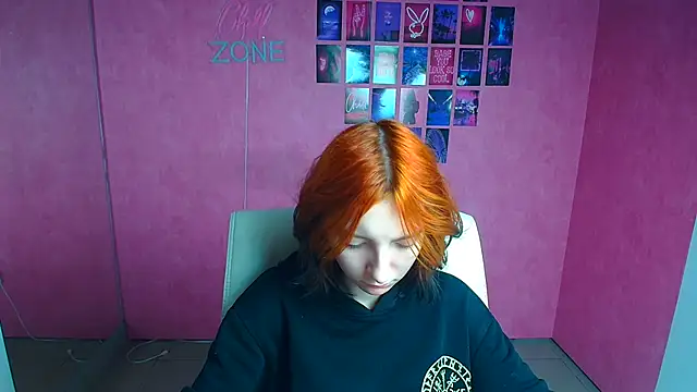 Snapshot of Butterfly_Milly chatting on May 17, 2026, 6:22 am Butterfly Milly online show from May 17, 2026, 6:22 am