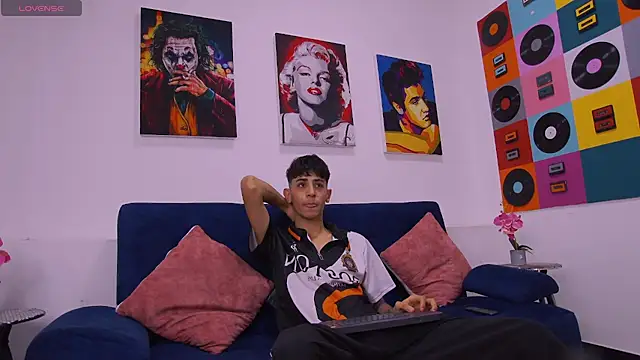 Martony Storm online show from March 27, 2026, 7:13 pm