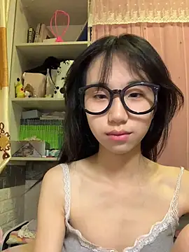 nina5201 online show from May 12, 2026, 7:00 pm