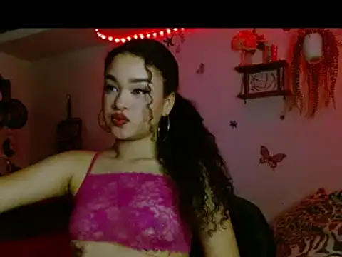 Snapshot of angel_lust1 chatting on April 13, 2026, 10:48 pm angel lust1 online show from April 13, 2026, 10:48 pm