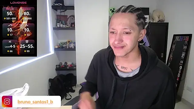 Snapshot of Bruno_santos1 chatting on May 15, 2026, 1:07 pm Bruno santos1 online show from May 15, 2026, 1:07 pm