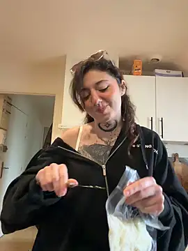 oce xxx online show from March 31, 2026, 4:51 pm