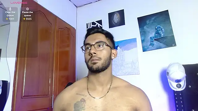 romanpearce  online show from June 22, 2026, 8:28 pm