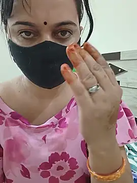 HeartlessGirl online show from June 21, 2026, 3:09 am
