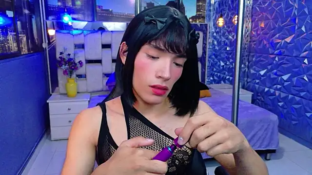 Snapshot of IsaacNovaa chatting on May 20, 2026, 7:42 pm IsaacNovaa online show from May 20, 2026, 7:42 pm