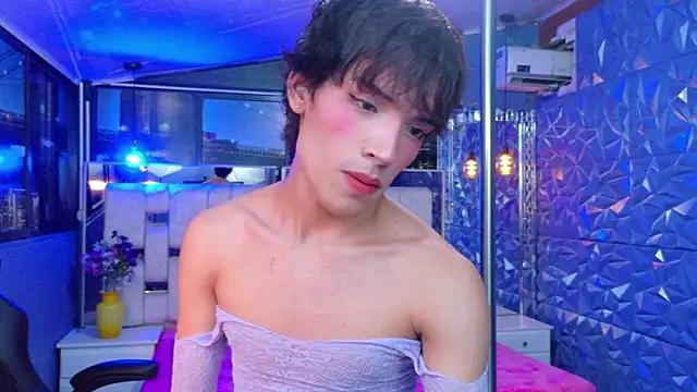 Snapshot of IsaacNovaa chatting on June 11, 2026, 2:53 am IsaacNovaa online show from June 11, 2026, 2:53 am